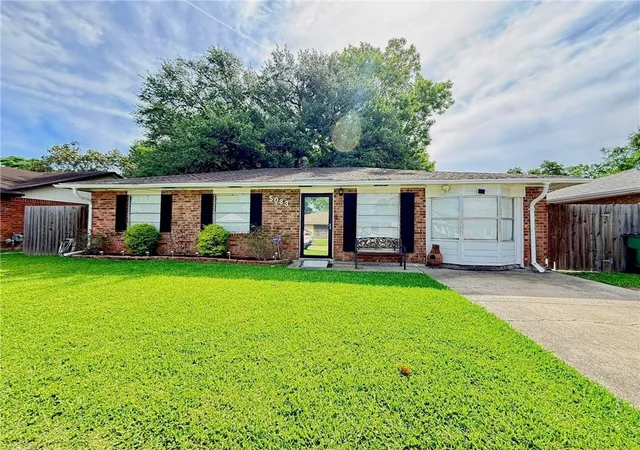 Homes for sale in Marrero, LA | 5083 Rochester Dr, Marrero, LA 70072 | MLS# 2558641