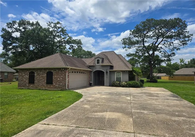Homes for sale in Independence, LA | 17199 Cherokee Tr, Independence, LA 70443 | MLS# 2559075