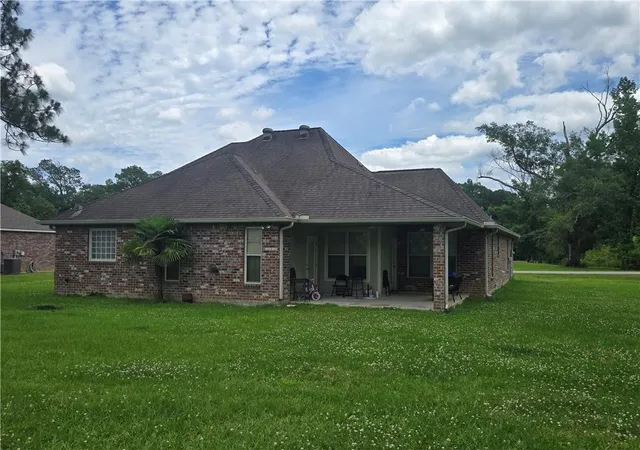 Homes for sale in Independence, LA | 17199 Cherokee Tr, Independence, LA 70443 | MLS# 2559075