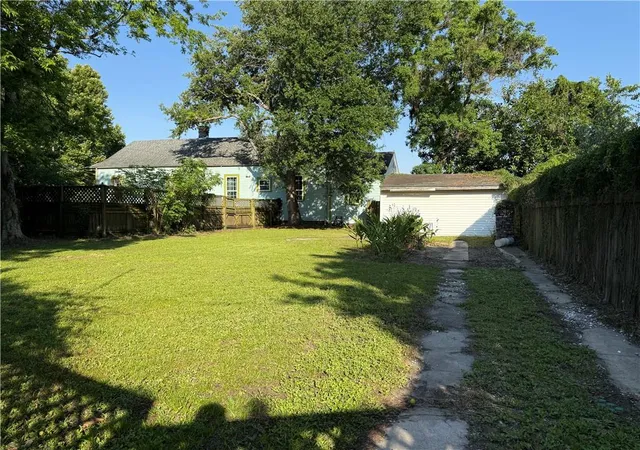 Photo 4 of Land for sale at 400 Tupelo St, New Orleans, LA 70117 | MLS# 2558755 | Listing updated on 2026-05-21
