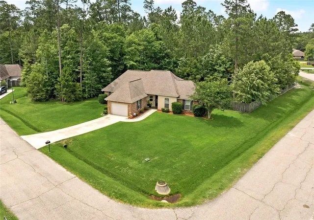 4th image of 800 Signet Ct, Covington, LA 70435 | MLS# 2557921