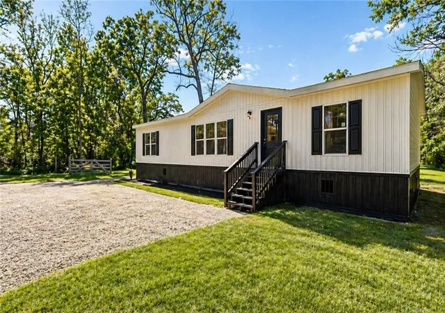 Photo 1 of Single family home for sale at 41653 W Portier Rd, Ponchatoula, LA 70454 | MLS# 2559226 | Listing updated on 2026-08-04