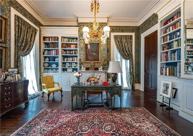 5th image of 2423 Prytania St, New Orleans, LA 70130 | MLS# 2559248
