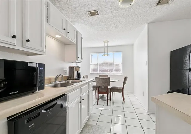 Homes for sale in Metairie, LA | 4445 Perkins St #306, Metairie, LA 70001 | MLS# 2559047