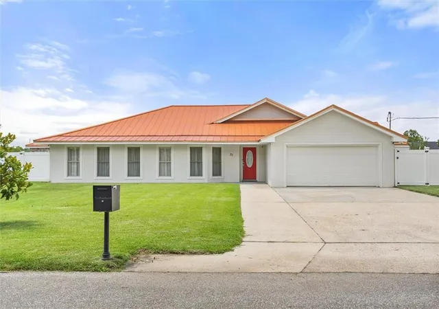 1st image of 31 W Daryl Ct, Westwego, LA 70094 | MLS# 2559259
