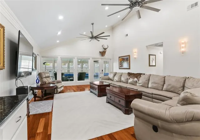 4th image of 31 W Daryl Ct, Westwego, LA 70094 | MLS# 2559259