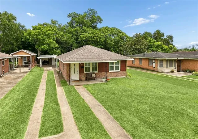 1st image of 2014 Ellen Park Pl, New Orleans, LA 70131 | MLS# 2559254