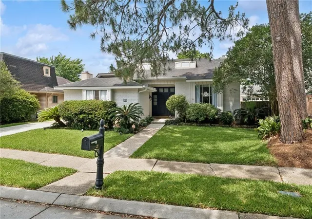 1st image of 29 Park Timbers Dr, New Orleans, LA 70131 | MLS# 2559231