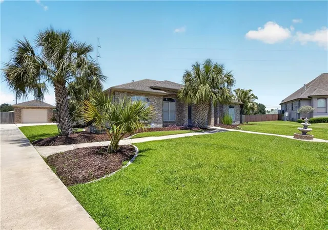 Homes for sale in Belle Chasse, LA | 110 Regina Dr, Belle Chasse, LA 70037 | MLS# 2559163