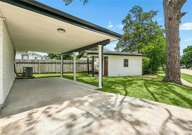 Photo 17 of Single family home for sale at 9001 Rensu Dr, River Ridge, LA 70123 | MLS# 2558231 | Listing updated on 2026-08-27