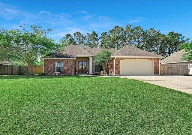 1st image of 14274 Riverlake Dr, Covington, LA 70435 | MLS# 2559381
