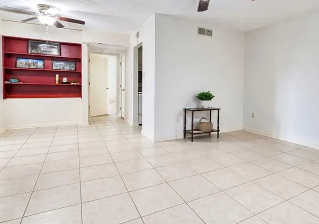 Homes for sale in Metairie, LA | 6200 Riverside Dr #456, Metairie, LA 70003 | MLS# 2559346
