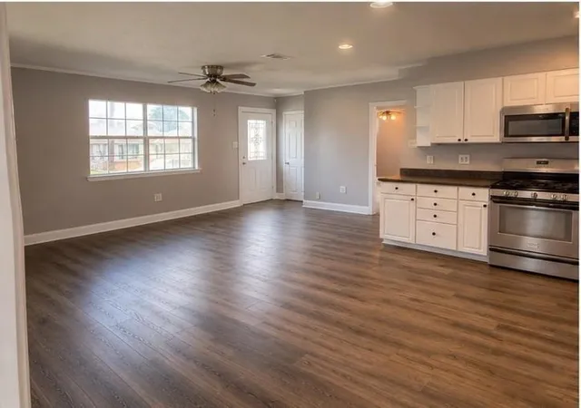 4th image of 1108 Evergreen Dr, Gretna, LA 70053 | MLS# 2559136