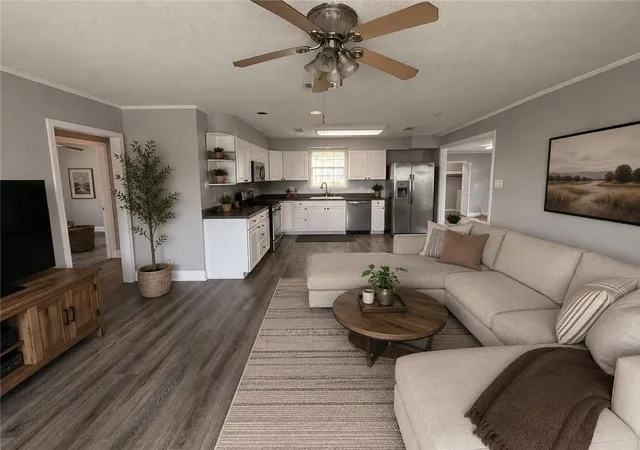 5th image of 1108 Evergreen Dr, Gretna, LA 70053 | MLS# 2559136
