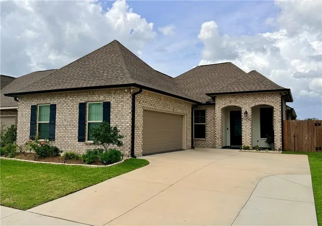 Homes for sale in Baton Rouge, LA | 11035 Denali Ave, Baton Rouge, LA 70810 | MLS# 2559190