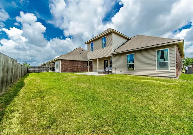 Homes for sale in Houma, LA | 434 Cypress Garden Dr, Houma, LA 70364 | MLS# 2559430