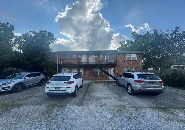 3rd image of 138-144 Normandy Ave, New Orleans, LA 70123 | MLS# 2559269