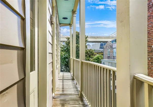 2nd image of 1525 Clio St, New Orleans, LA 70130