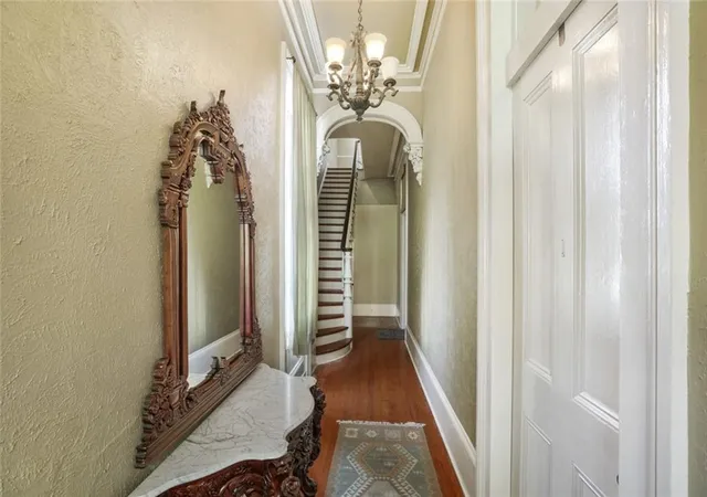 Listing Photo 4 - Condo for sale in building located at 1525 Clio St, New Orleans, LA 70130 - Unit #5
