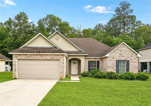 Photo 1 of Sale Pending at 22421 Gemstone Pl, Robert, LA 70455 | MLS# 2559264 | Listing updated on 2026-08-28
