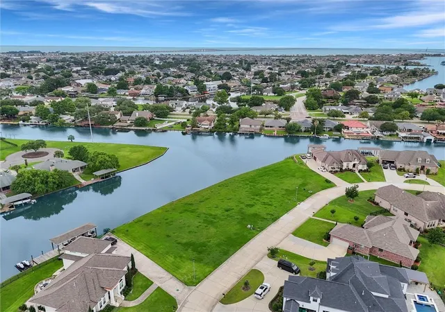 2nd image of 464 San Cristobal Ct, Slidell, LA 70458 | MLS# 2559122