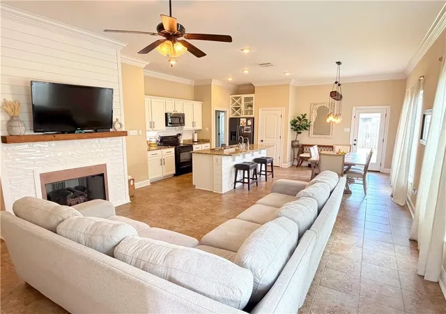 Photo 3 of Single family home for sale at 69088 Taverny Ct, Madisonville, LA 70447 | MLS# 2559416 | Listing updated on 2026-06-29