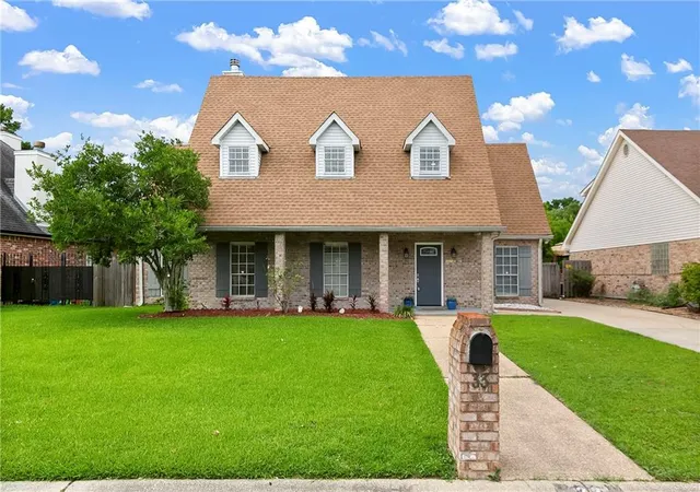 1st image of 33 Nottoway Dr, Marrero, LA 70072 | MLS# 2558173