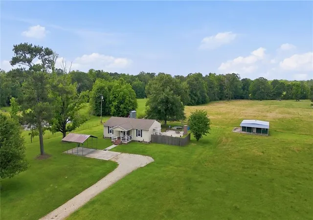 Homes for sale in Independence, LA | 56035 Hwy 1054, Independence, LA 70443 | MLS# 2559419