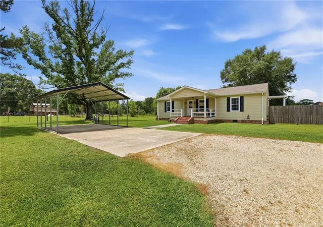 Homes for sale in Independence, LA | 56035 Hwy 1054, Independence, LA 70443 | MLS# 2559419
