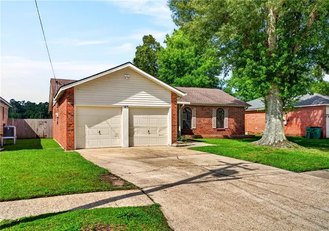 Homes for sale in Slidell, LA | 145 Greencrest Dr, Slidell, LA 70458 | MLS# 2559542