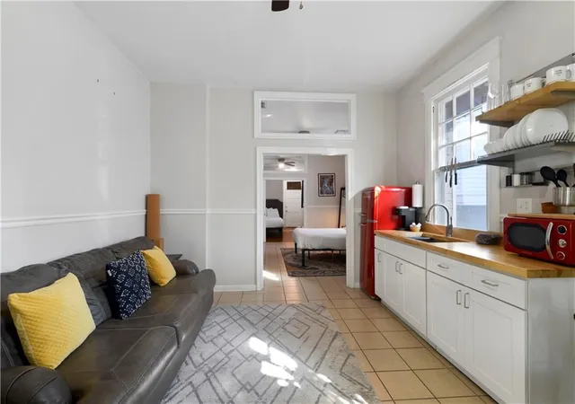 4th image of 4221 S Carrollton Ave, New Orleans, LA 70119 | MLS# 2559386