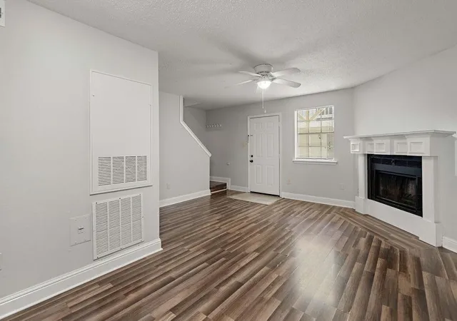 4th image of 713 Heavens Dr #2, Mandeville, LA 70471 | MLS# 2559530