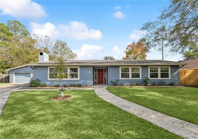 Photo 1 of Single family home for sale at 802 Franklin Ct, Slidell, LA 70458 | MLS# 2559610 | Listing updated on 2026-07-29