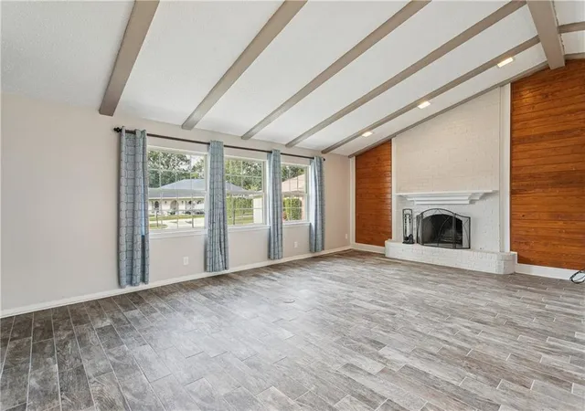 Photo 2 of Single family home for sale at 802 Franklin Ct, Slidell, LA 70458 | MLS# 2559610 | Listing updated on 2026-07-29
