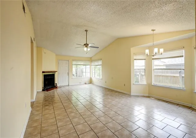 Homes for sale in Harvey, LA | 3216 Timberlane Way Dr, Harvey, LA 70058 | MLS# 2559640