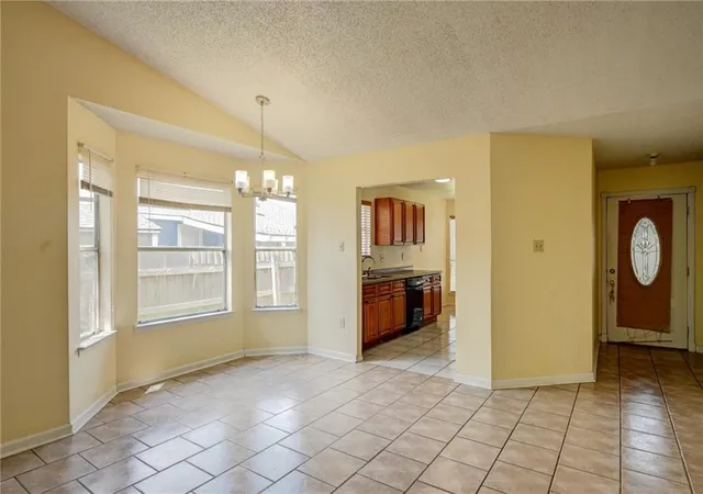 Homes for sale in Harvey, LA | 3216 Timberlane Way Dr, Harvey, LA 70058 | MLS# 2559640