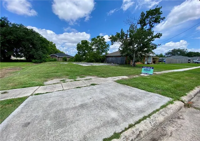 1st image of 2120 Aycock Dr, Arabi, LA 70032 | MLS# 2559661