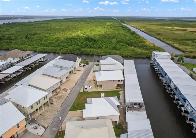 4th image of 14 Caribbean Key St, Saint Bernard, LA 70085 | MLS# 2559388