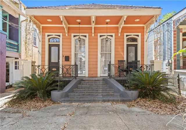 1st image of 831 Opelousas Ave, New Orleans, LA 70114 | MLS# 2558126