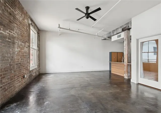 2nd image of 900 S Peters St #2, New Orleans, LA 70130 | MLS# 2559780