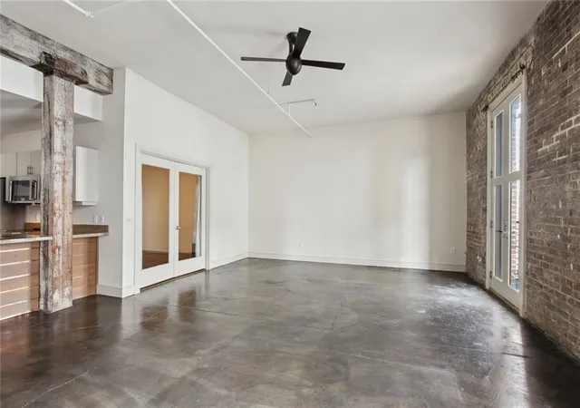 3rd image of 900 S Peters St #2, New Orleans, LA 70130 | MLS# 2559780