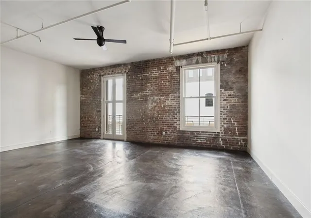 4th image of 900 S Peters St #2, New Orleans, LA 70130 | MLS# 2559780