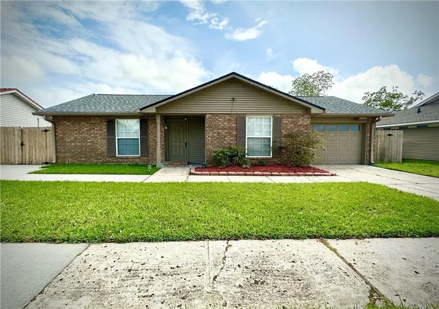 1st image of 2725 Oak Forest Blvd, Marrero, LA 70072 | MLS# 2559577