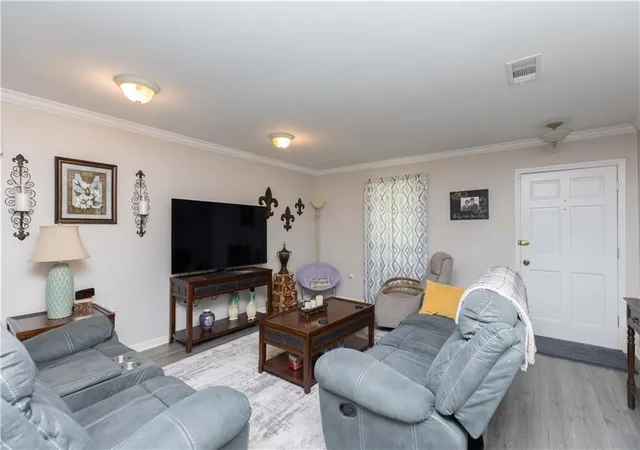 3rd image of 7639 Debit Dr, Baton Rouge, LA 70817 | MLS# 2559818