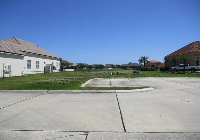 Photo 3 of Land for sale at 1045/1051 S Marina Villa Dr, Slidell, LA 70461 | MLS# 2559861 | Listing updated on 2026-05-26