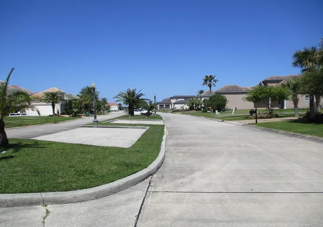 Photo 4 of Land for sale at 1045/1051 S Marina Villa Dr, Slidell, LA 70461 | MLS# 2559861 | Listing updated on 2026-05-26