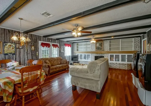 Photo 4 of Single family home for sale at 1610 Sere St, New Orleans, LA 70122 | MLS# 2558262 | Listing updated on 2026-06-22