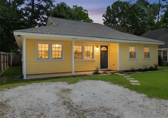 1st image of 949 Norval St, Mandeville, LA 70448 | MLS# 2559873