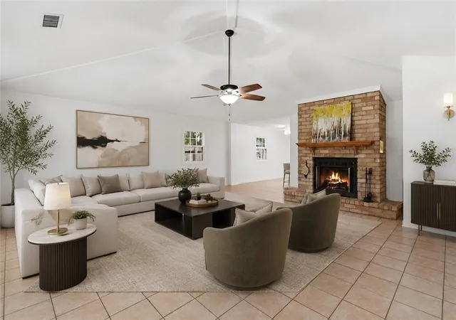 4th image of 949 Norval St, Mandeville, LA 70448 | MLS# 2559873