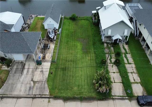 Photo 3 of Land for sale at Fran Ln, Barataria, LA 70036 | MLS# 2559896 | Listing updated on 2026-06-15